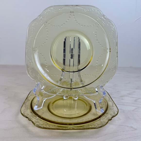 Vintage Federal Glass Madrid Amber Dessert Plates | Set of 2 | 5.75” - Picture 6 of 15